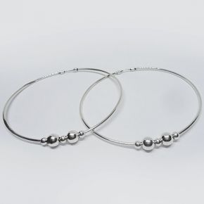 Крупные серьги кольца из серебра 925 с 5 шармами 1