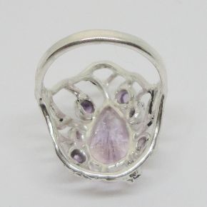 Авторское кольцо из серебра 925 с натуральным розовым кунцитом и аметистами