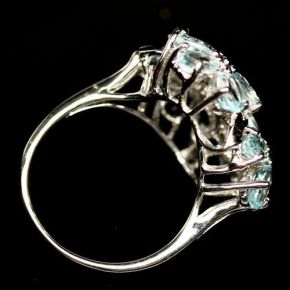 Кольцо серебро 925 пробы с натуральными голубыми топазами
