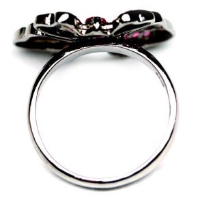 Кольцо из серебра 925 с натуральными рубинами и черным родированием