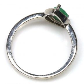 Кольцо из серебра 925 с изумрудом и сапфирами, белый родий